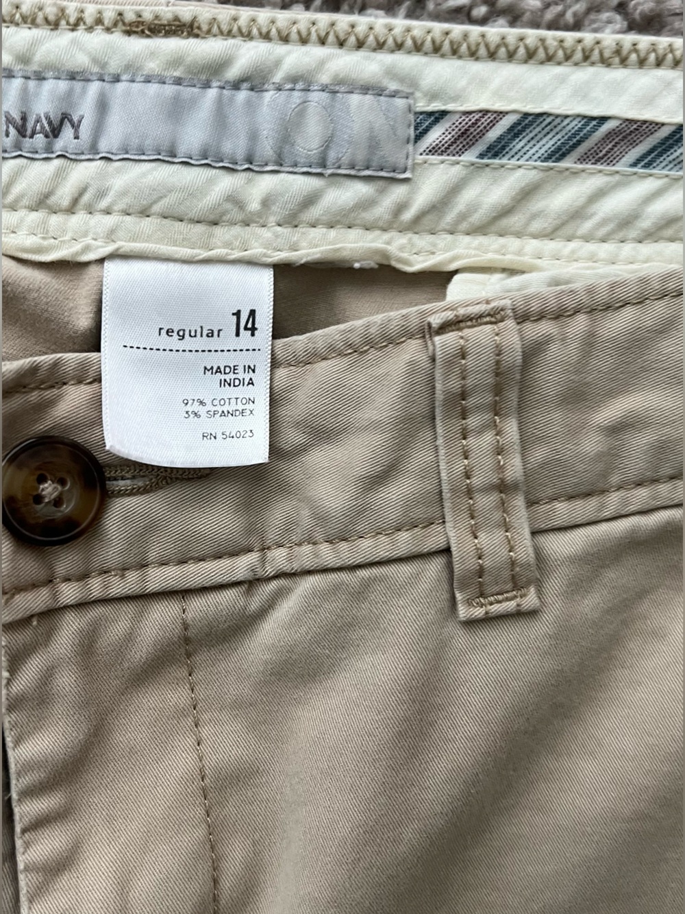 Old Navy Straight Leg Pants - Picture 3 of 4